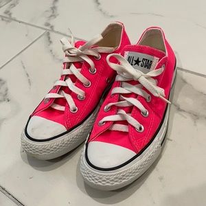 Converse low top